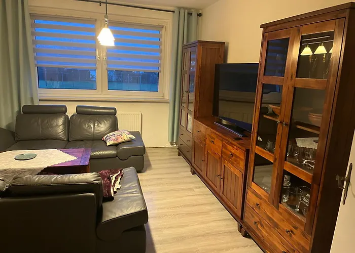 Charmante 2 Zimmer-wohnung 55qm Mit Gartenblick Apartmán